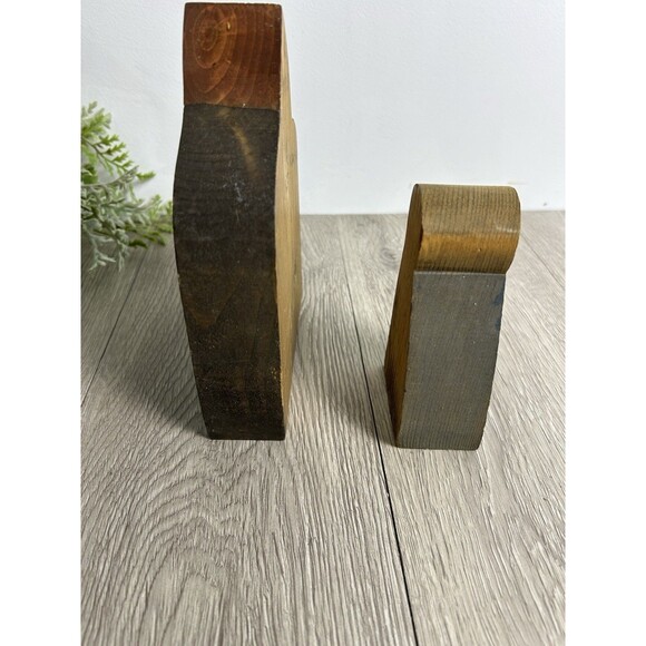 Vintage Handcrafted Wood Santa Claus & Child Figurine Folk Art Primitive 2 Pc - Picture 5 of 9